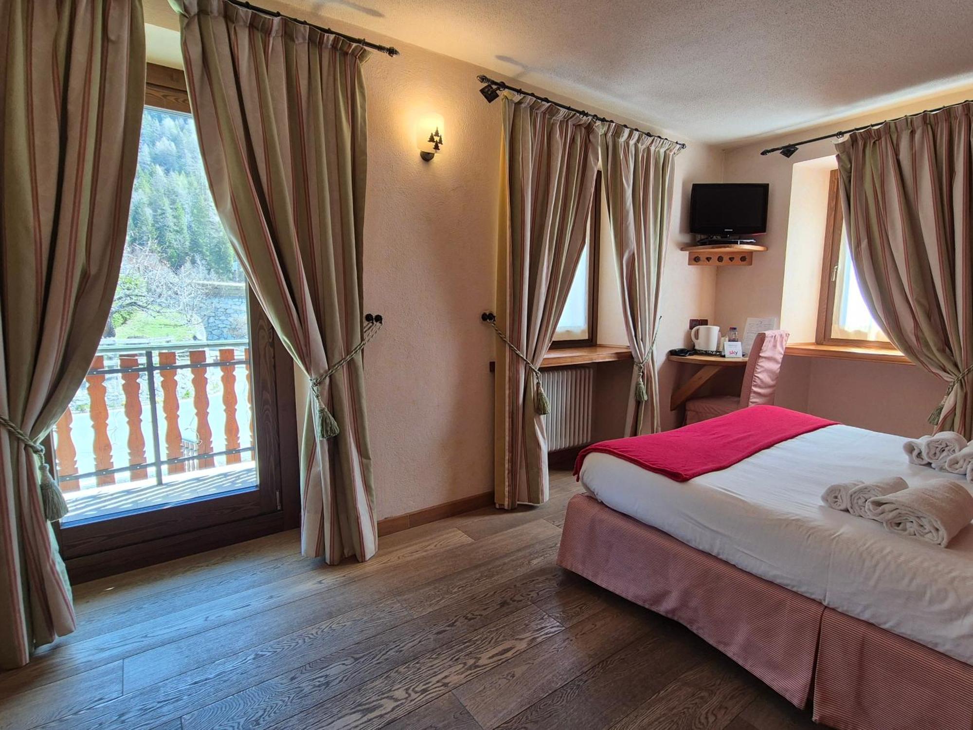 קורמאיור Hotel Dente Del Gigante מראה חיצוני תמונה